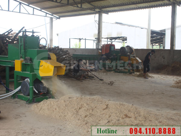 Máy nghiền gỗ mùn cưa 2 tấn tại Quảng Ninh